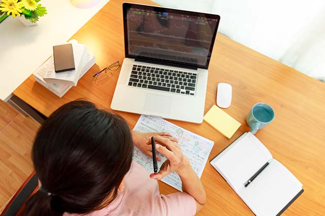 finance team of TELUS