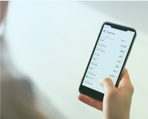 image-upload-expense-receipts-on-the-go-auto-reconcile-them-in-real-time.jpg