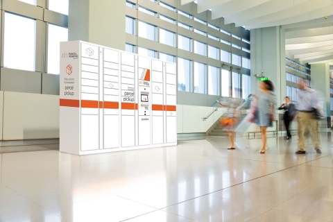 locker in shopping mall