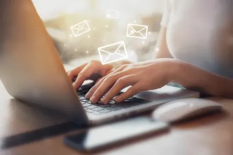 Why 2025 Is the Year to Modernise Customer Communications with Quadient