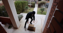 UK’s plague of ‘porch pirates’ getting worse